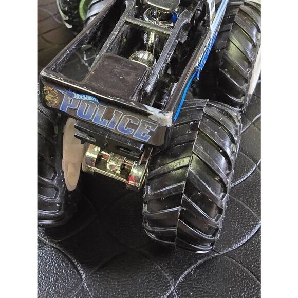Hot Wheels Monster Truck Bundle #A53 - Picture 5 of 8